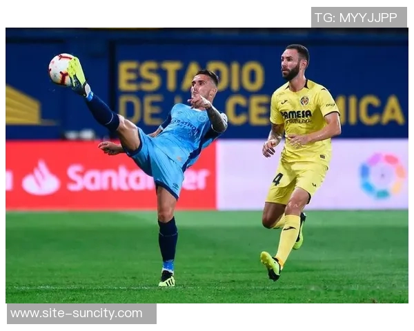 欧冠小组赛综述葡萄牙体育与卡拉巴赫表现突出本菲卡与贾府遭遇零分困境